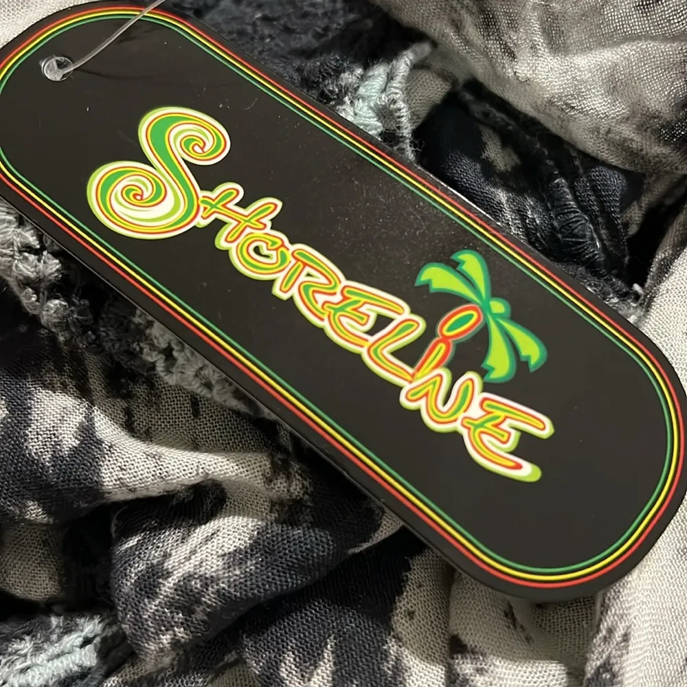 Shoreline Women's black and White Tie-Dye Top - Image 13