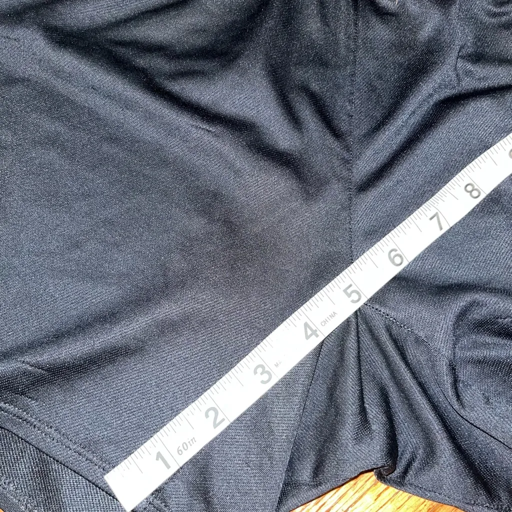 Nike Black Performance Shorts women’s sz XSmall See Description - Image 9