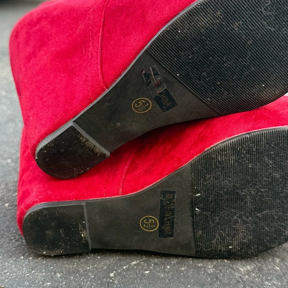 Red Suede Lace-Up Wedge Booties – Glaze – Women’s Size 5.5 - Image 8