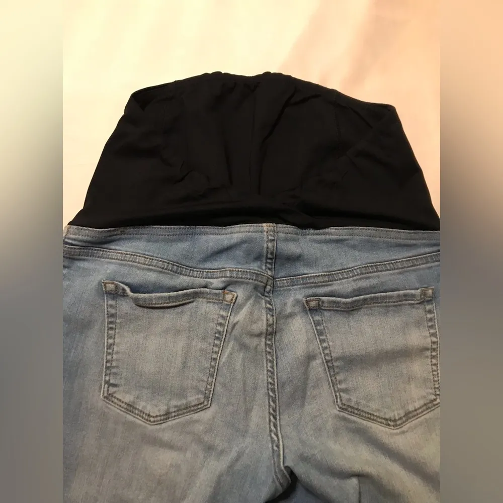 Isabel Maternity Jegging Women’s Light Wash Skinny Maternity Pants Size 4 - Image 4