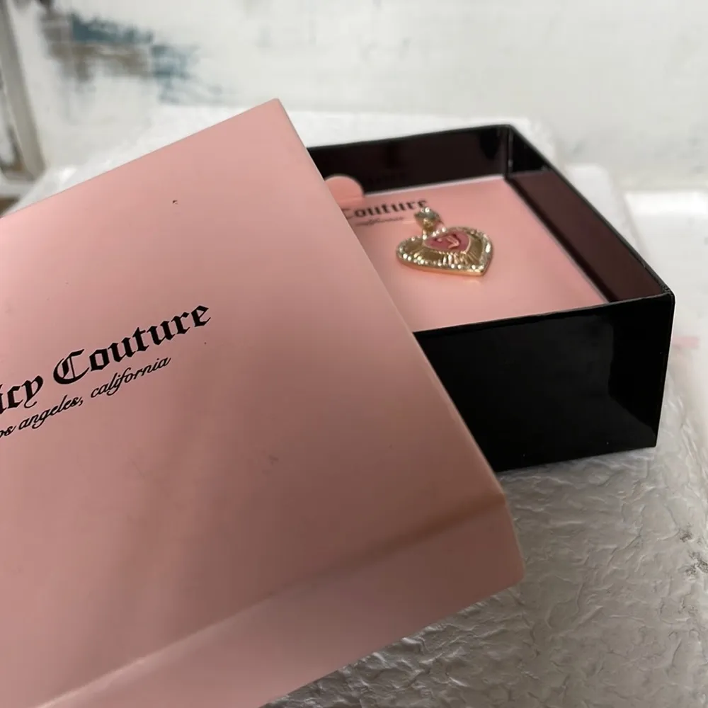 Juicy Couture Heart & Rhinestone Gold Tone Post Earrings - Image 7