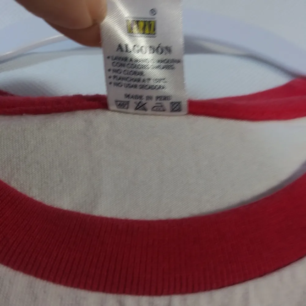 Sydney White Red Sonrie Cada Ria Short Sleeve Crew Neck Size Small - Image 8