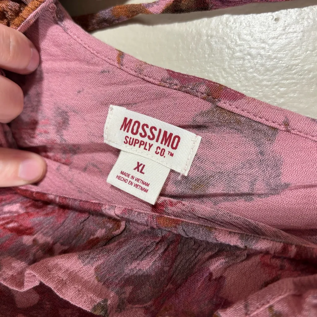 Mossimo Floral Surplice Long Sleeve Romper Size XL Pink - Image 4