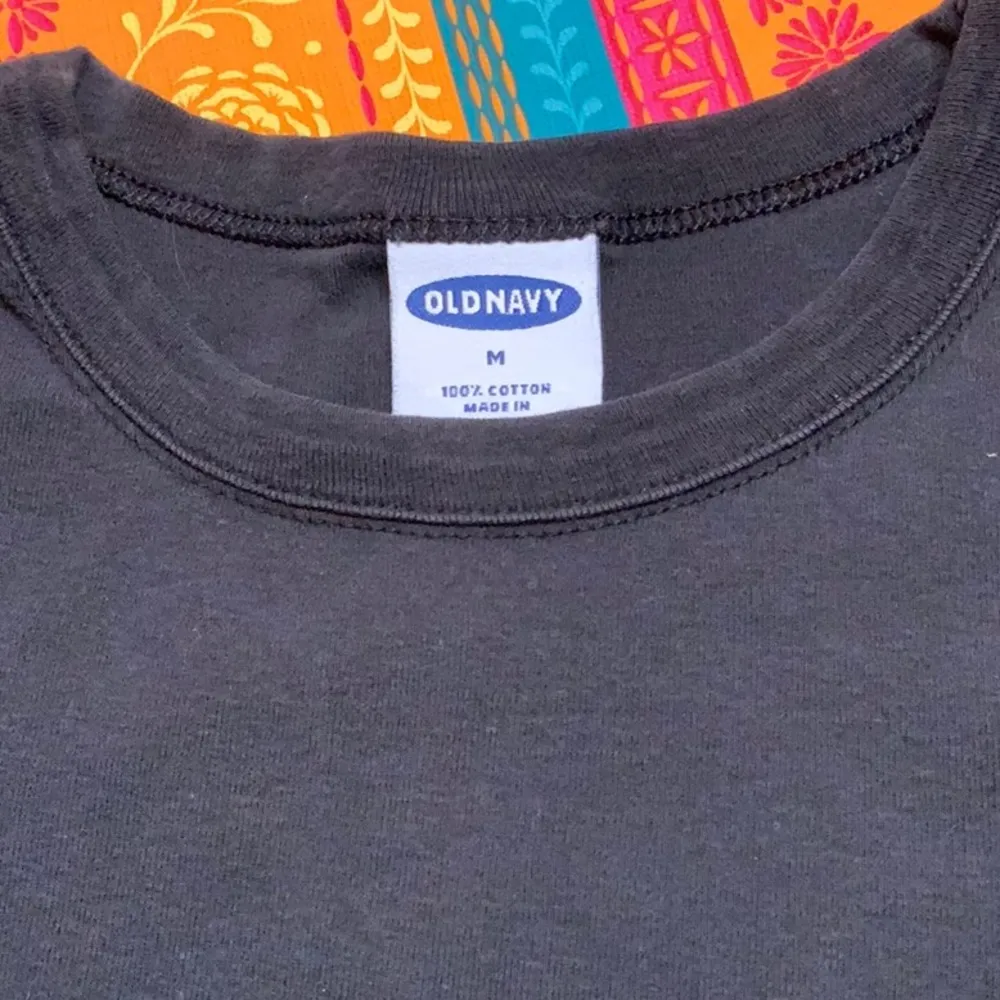 Old Navy T-shirt - Image 2