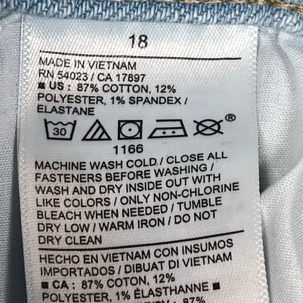 Old Navy Sz 18 High Rise OG Straight Jeans Light Wash - Image 9