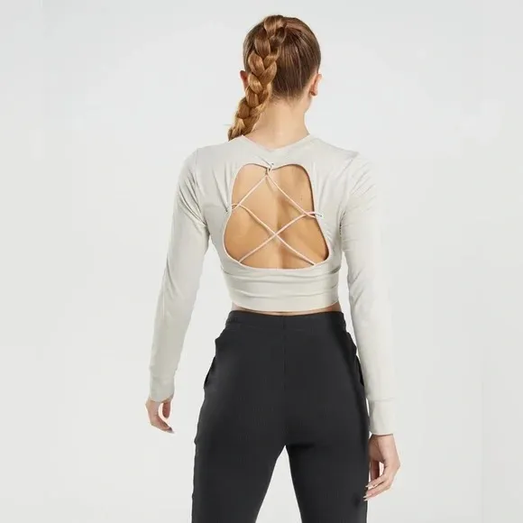 Gymshark Pause Open Back Long Sleeve Crop Top – XS - Image 2
