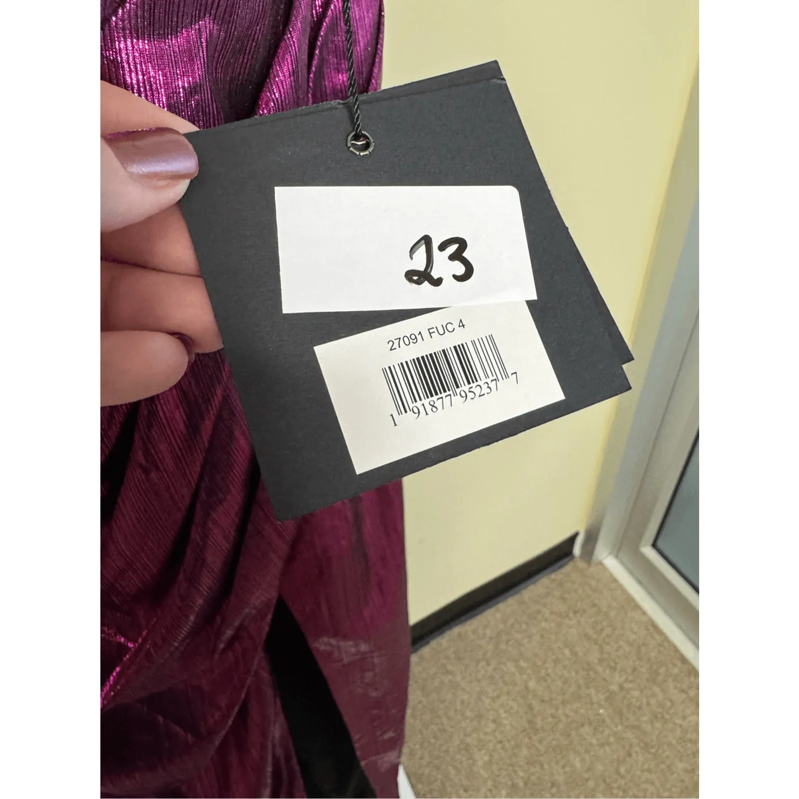 Mac Duggal NWT Off The Shoulder Cap Sleeve Faux Wrap Gown in Fuchsia Size 4 - Image 8