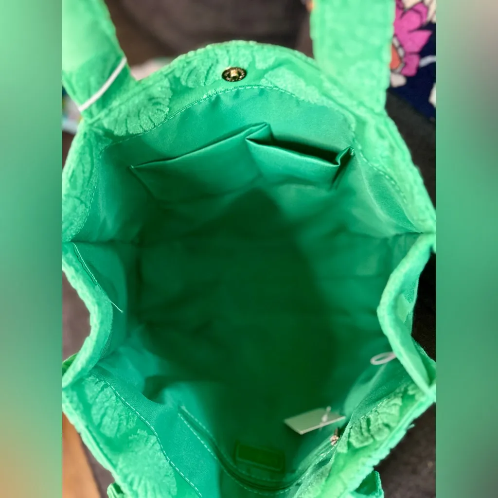 Urban Expressions Green Textured Leaf Tote Bag - Vibrant Trendy Tote - Image 4