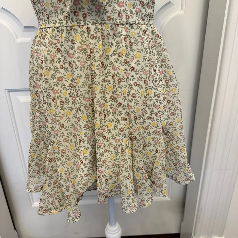 Altar’d State Floral Tie-Front Flutter Sleeves Romper Pink Yellow NWOT - Image 3