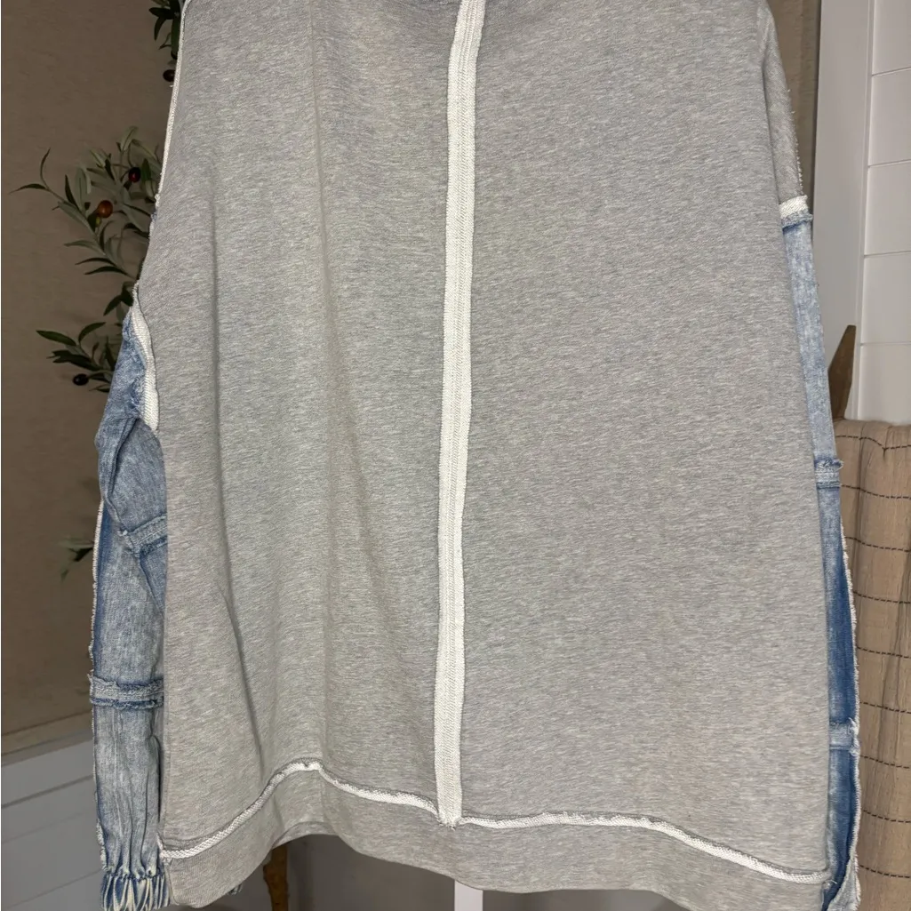 Denim and Grey Distressed Lightweight Sweatshirt, Large Gray - Image 5