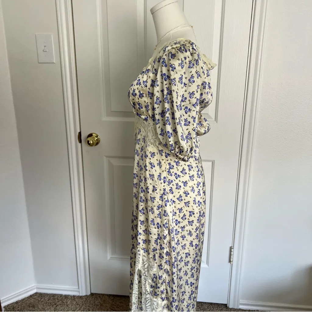 UO Lauren Lace-Trim Floral Midi Dress - Image 7