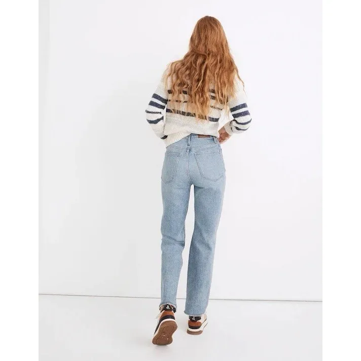 Madewell The Perfect Vintage Straight Jean in Reinhart Wash Size 26 Distressed - Image 3