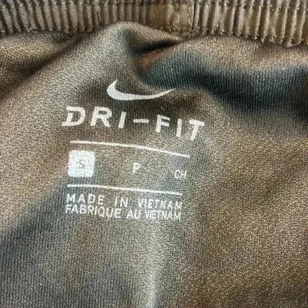 Nike Dri-fit black lined running shorts sz S NWT - Image 5