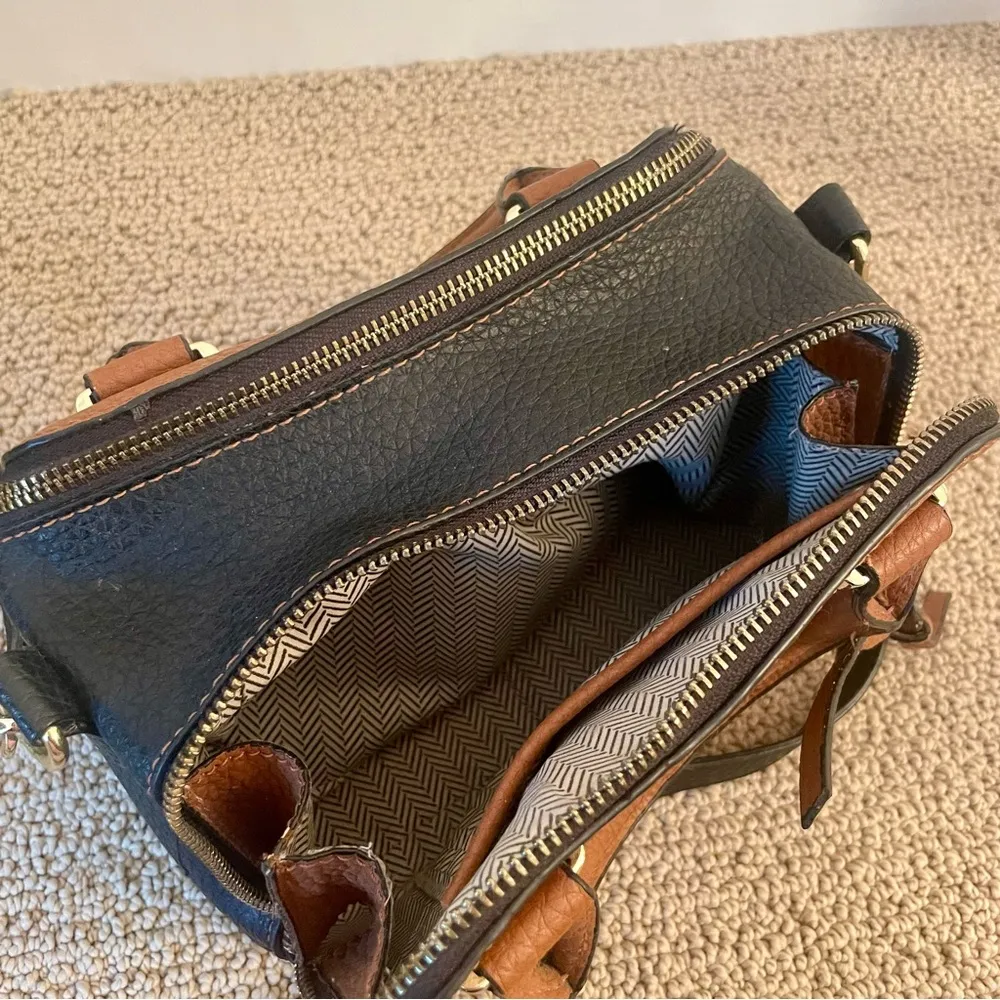 PU Leather Steve Madden Purse - Image 3