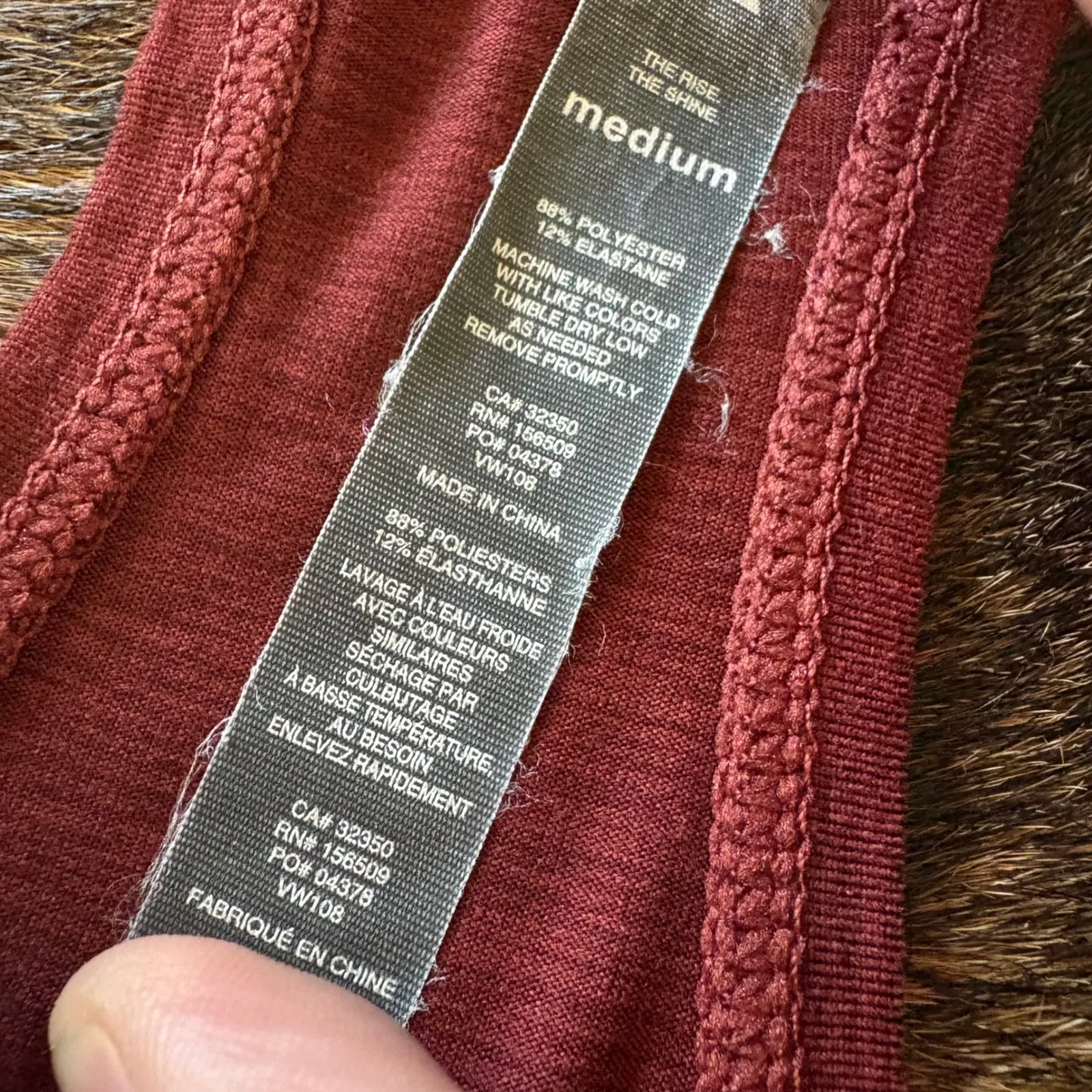 VUORI Lux Performance Tank Top in Brick Size Medium - Image 3