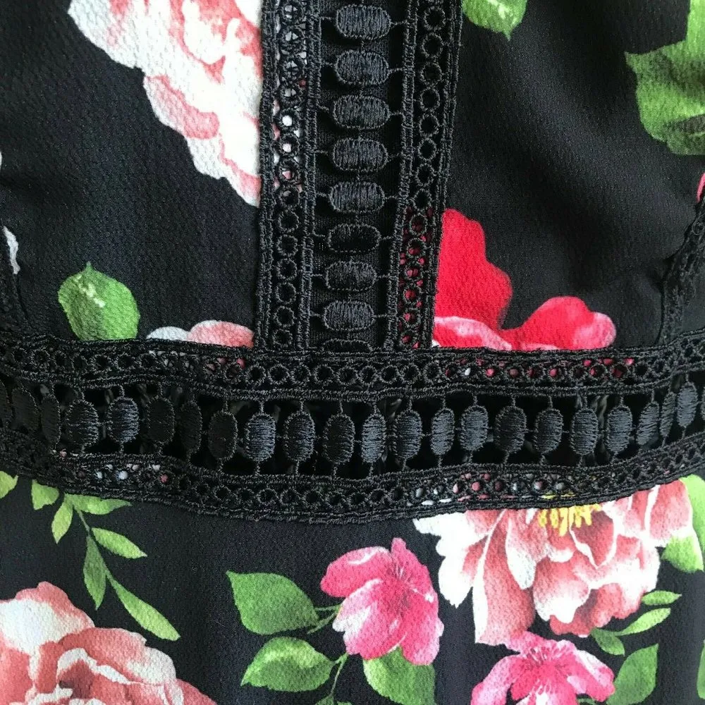 Disney Princess Floral Sleeveless Dress Small NWOT Back Zip Fit Flare Cr… - Image 5