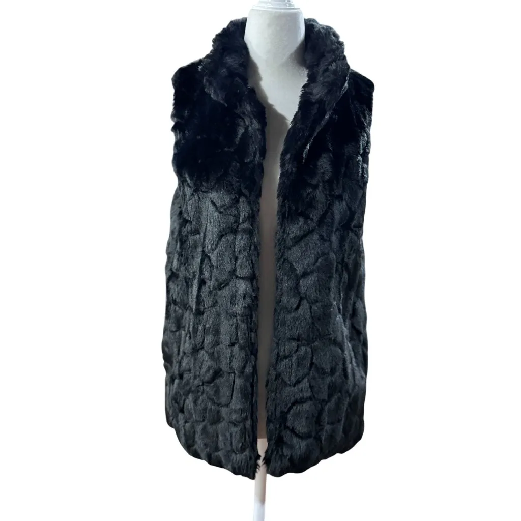 NEW Love Tree Womens S Black Faux Fur Vest Plush Soft Winter Outerwear Cozy Coat - Image 7