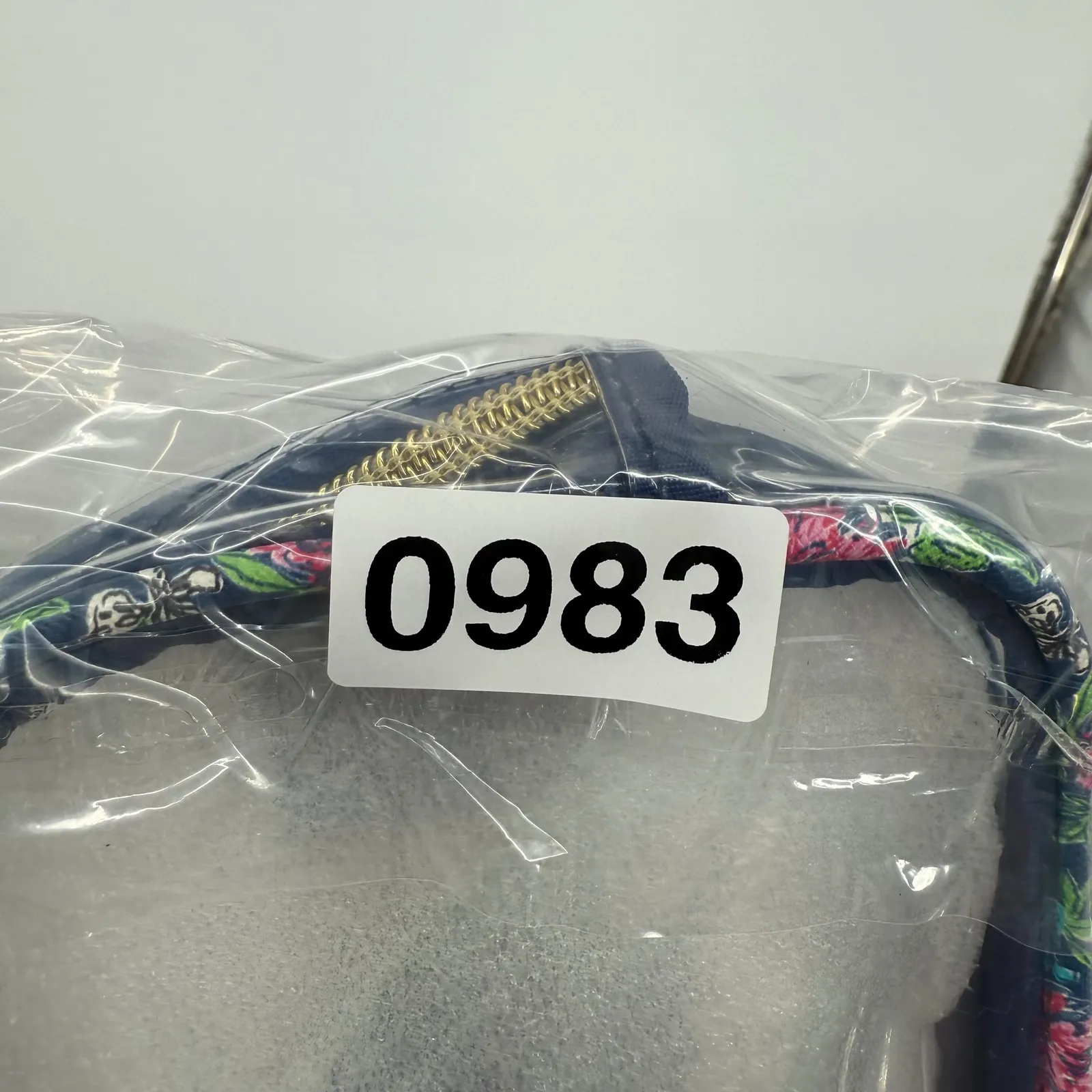 Lilly Pulitzer Clear Belt Bag Pouch Floral Trim Gold Logo & Strap - Image 10