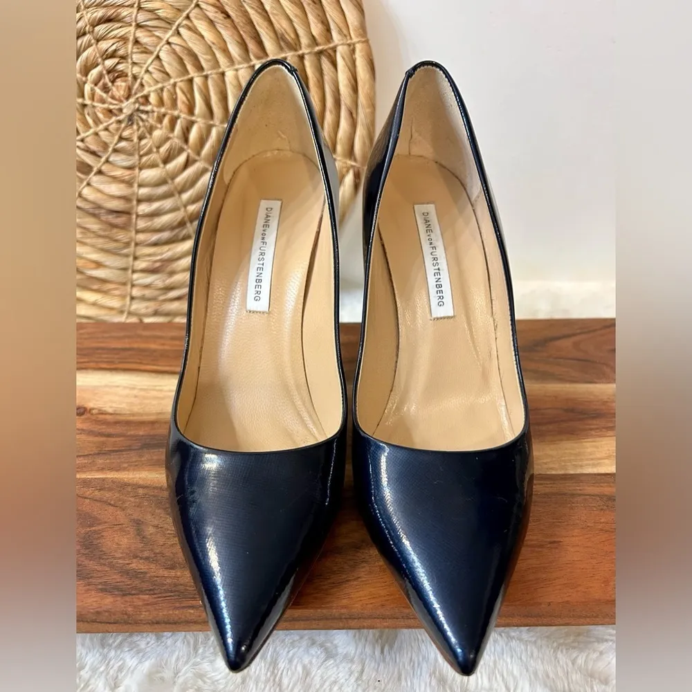 Bethany Navy/Saffiano Patent Leather Stiletto Heel Size 6 Blue - Image 4