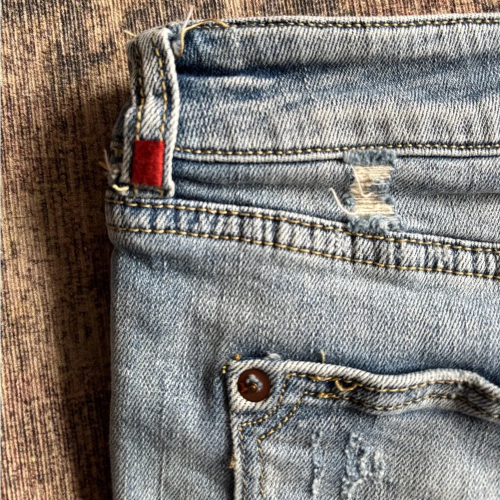 Anthropologie Pilcro Distressed Denim Women's Jean Shorts Size 25 - Image 9