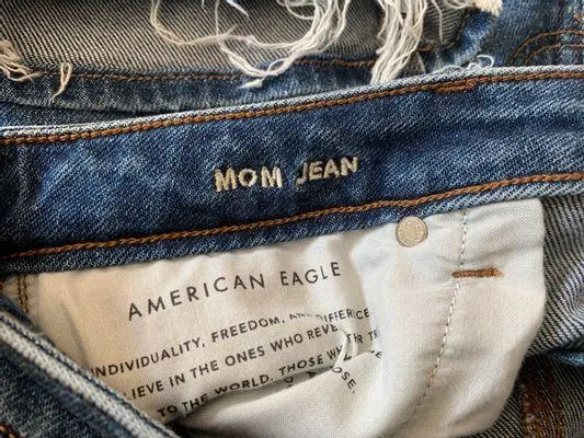 American Eagle Outfitters AE Mom Jeans  - Image 5
