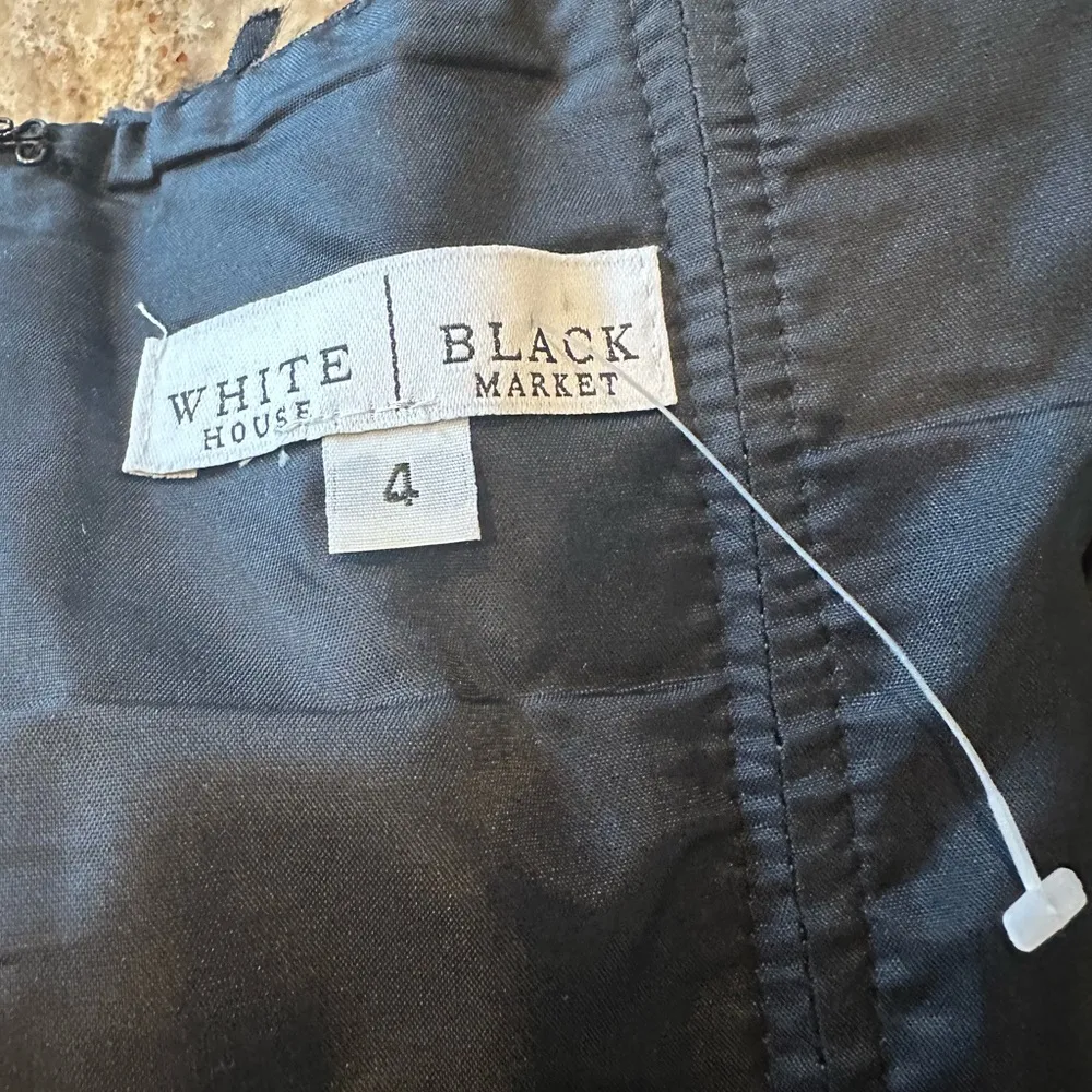 Strapless Corset Dress White House Black Market All Over Bows Size 4 NWOT mini - Image 6