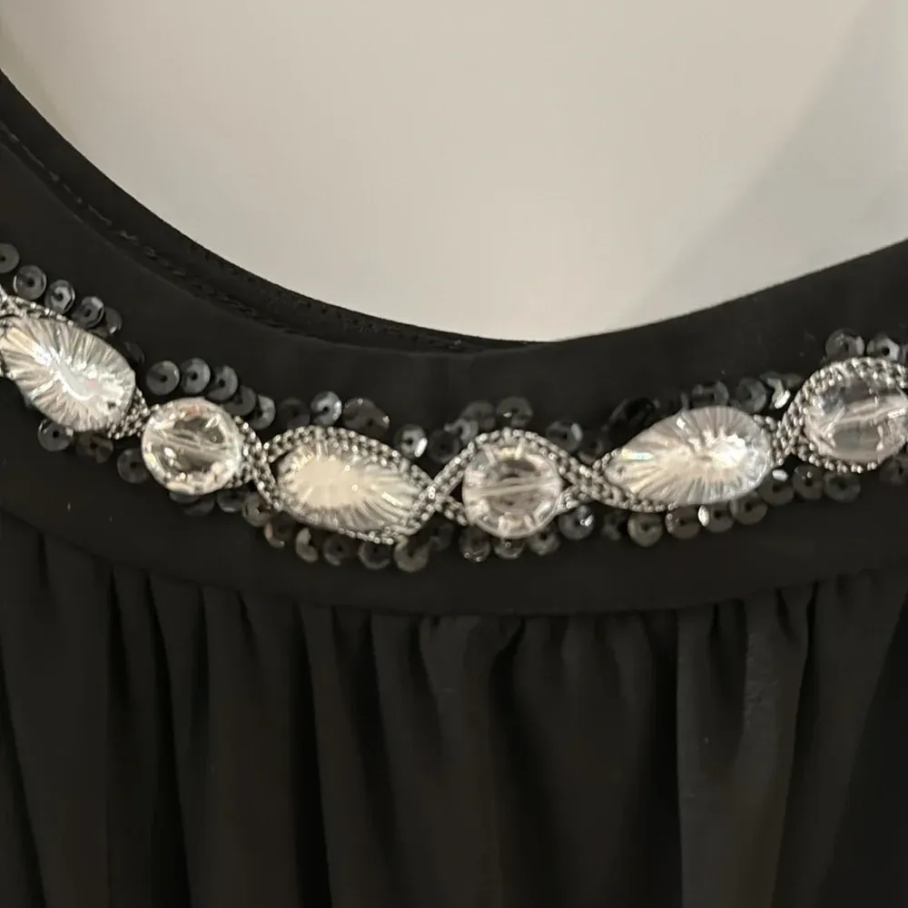 Black empire waist little‎ black dress with rhinestone and chain embellishment Size 16 - Image 9