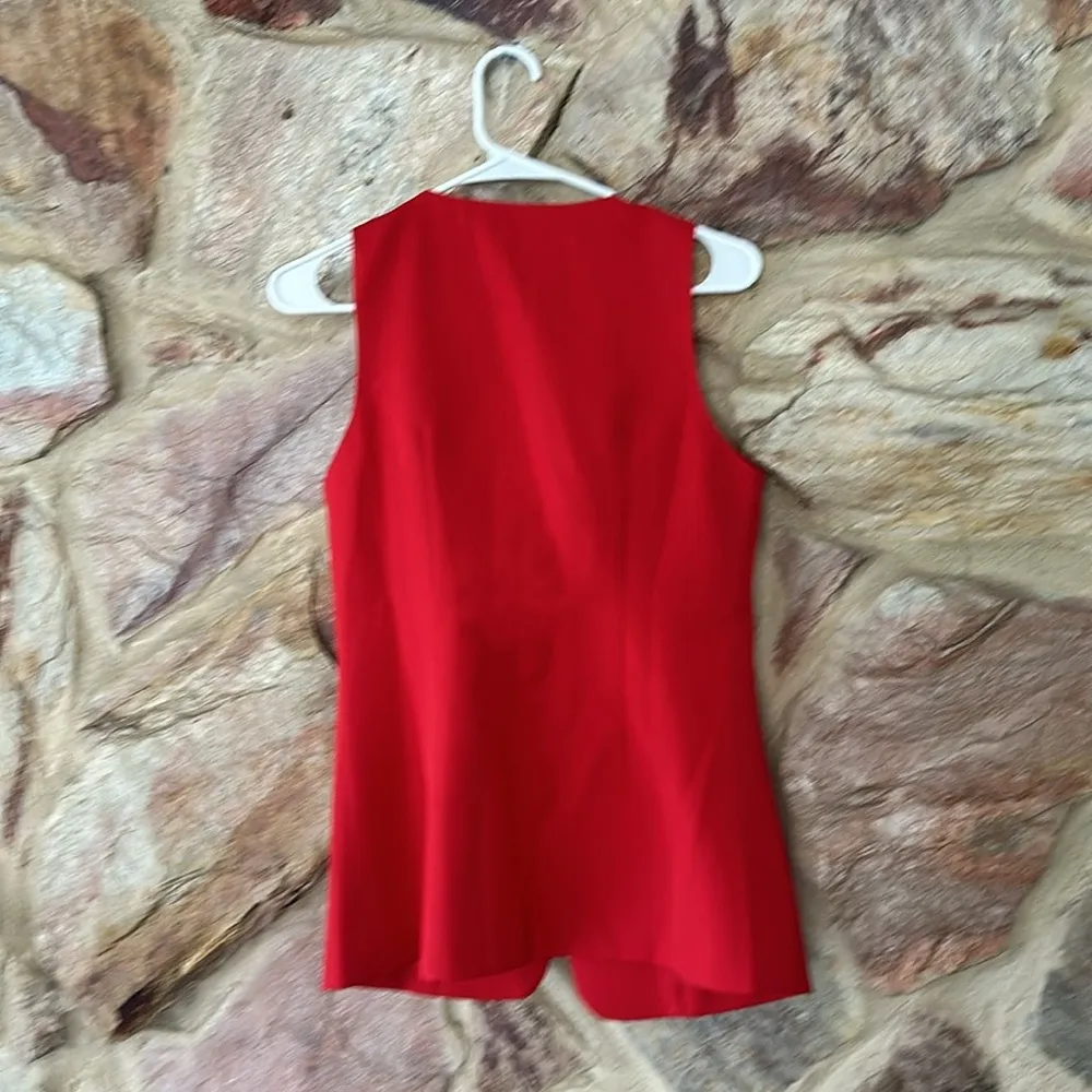 Commense Button Split Sleeveless Pants Set size Medium Red - Image 4