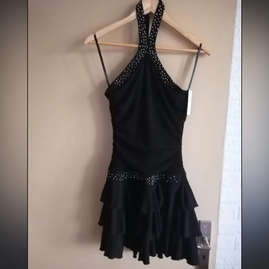 Elegant Black Halter Dress - Image 5