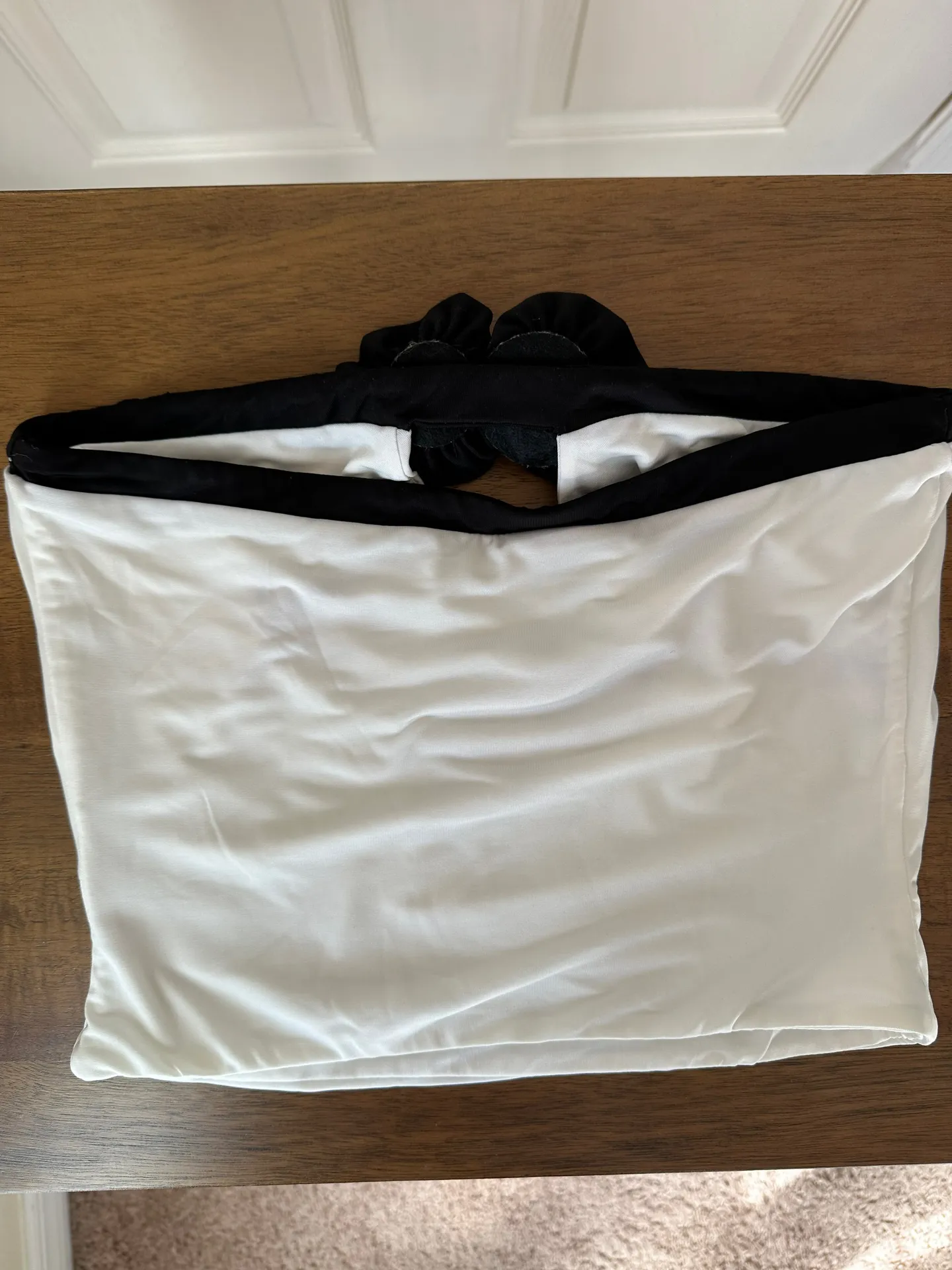 Meshki Rose Crop Top - White/Black - Image 4