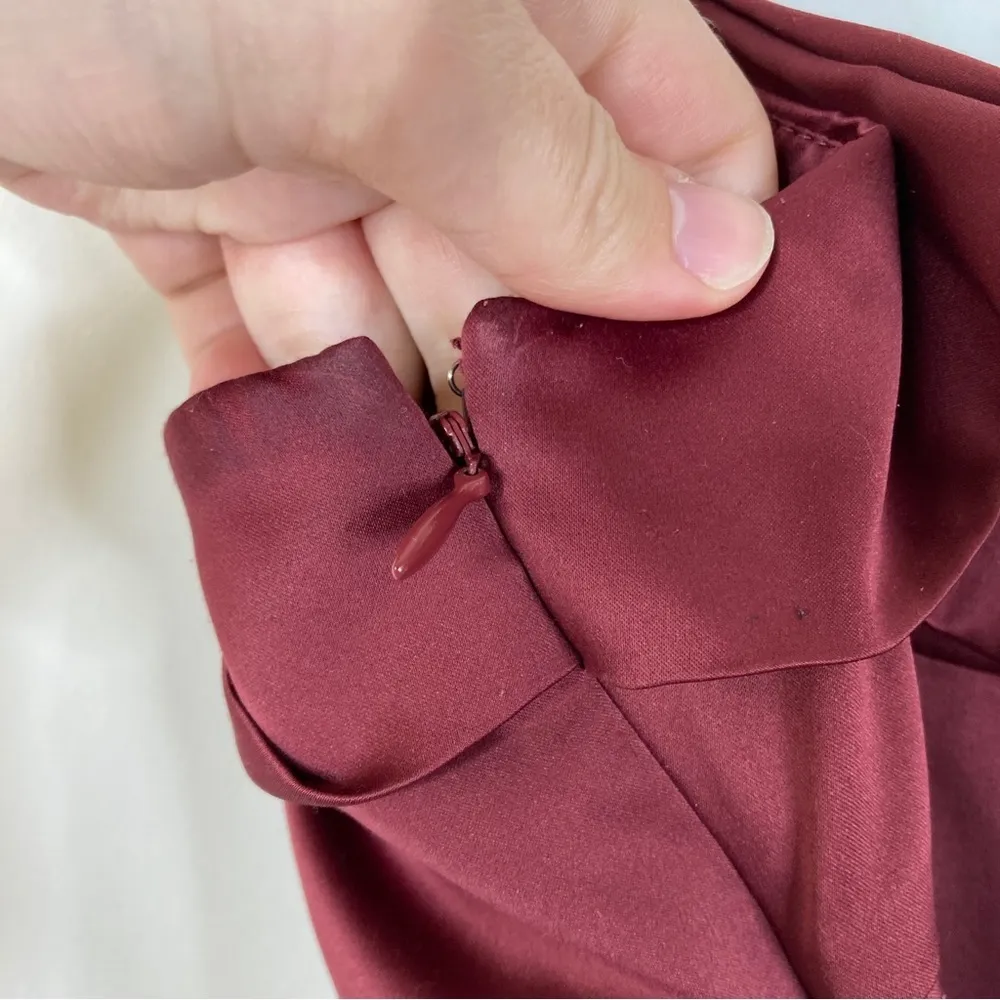 BCBGMAXAZRIA 3/$30  | Maroon Polyester Tie Back Spaghetti Strap Top M - Image 4