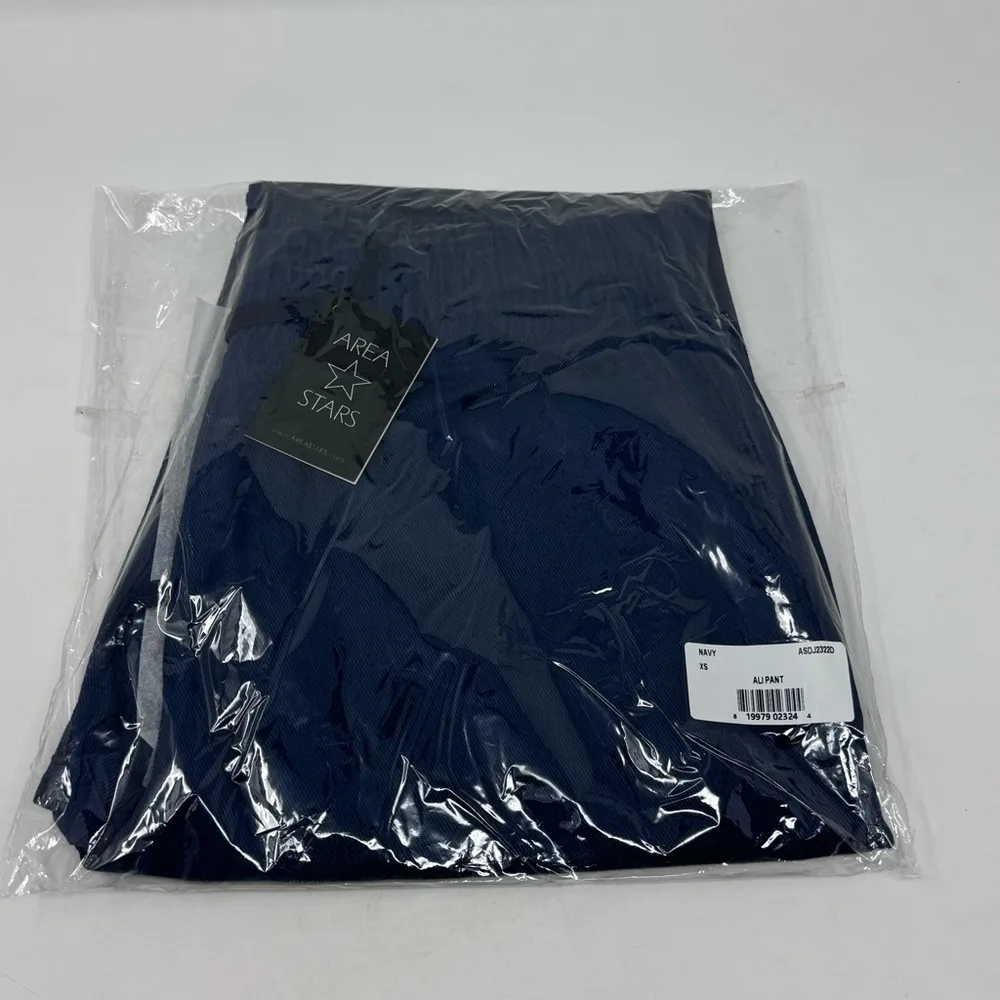 Saks  Size XS Ali Pants Navy Cropped Utility Elastic Waist Cotton NEW - Image 12