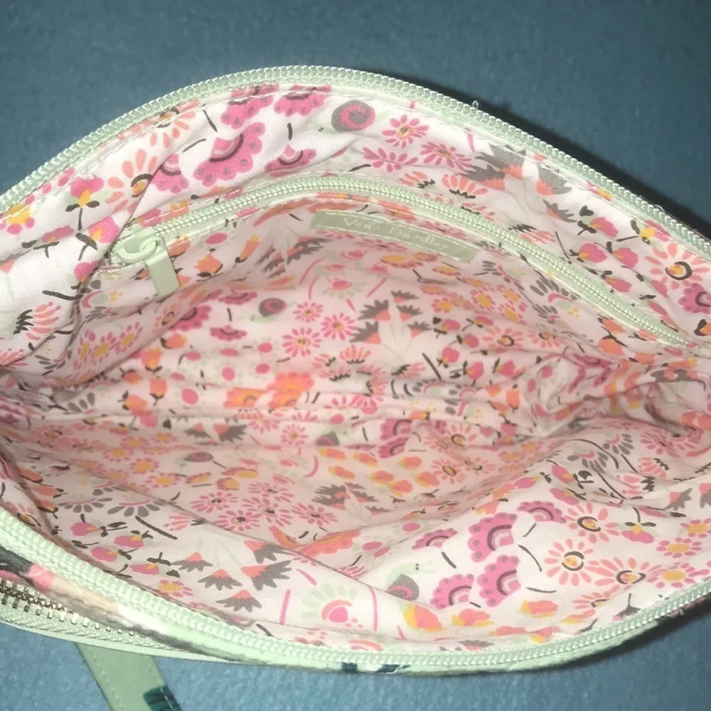 VERA BRADLEY quilted crossbody purse bag multiple pocket “mint flowers 2019” NEW - Image 8