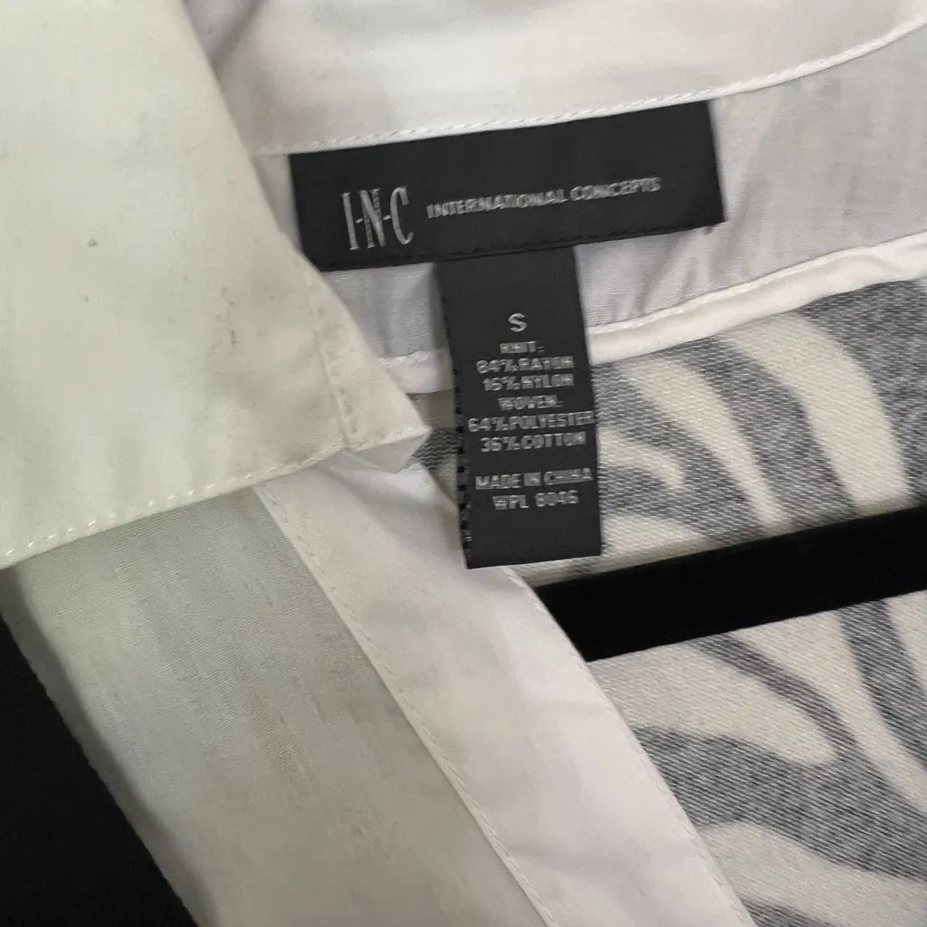 INC International Concepts Black and White Zebra Blouse - Image 4
