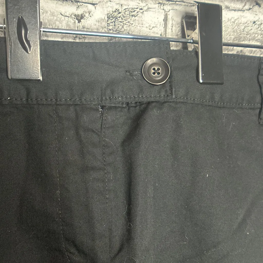 EUC Rafaella "The Stretch CTN Twill" Black Shorts Size 12 - Image 4