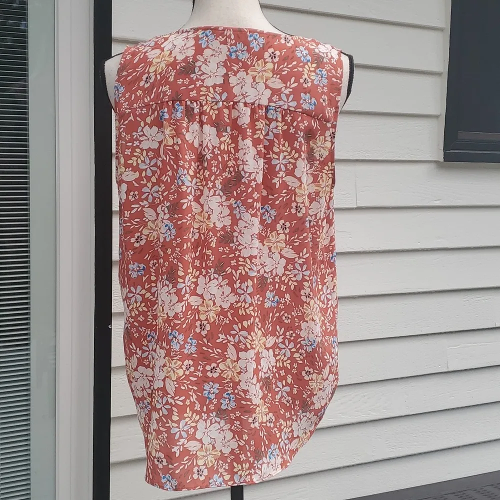 Loft Floral Print Sleeves V-Neck Blouse - Image 5