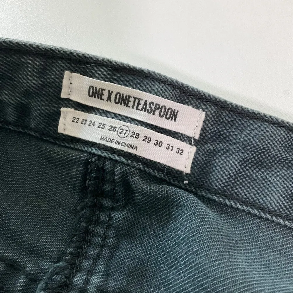 One Teaspoon 4040 Skirt With Low Waist & Raw Hem Size 27 black Denim button fly - Image 2