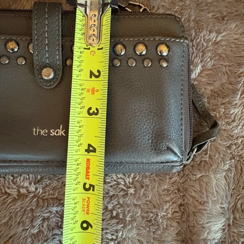 The Sak Smartphone crossbody purse grey - Image 13