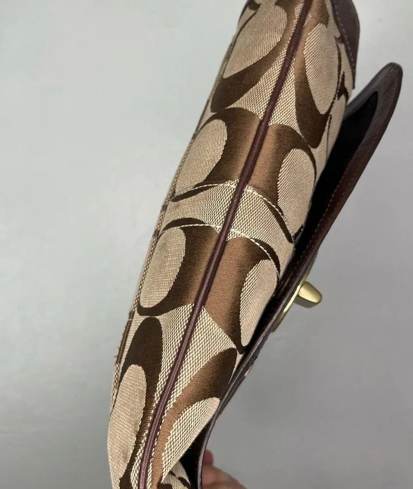 Coach hobo hand bag - Image 3