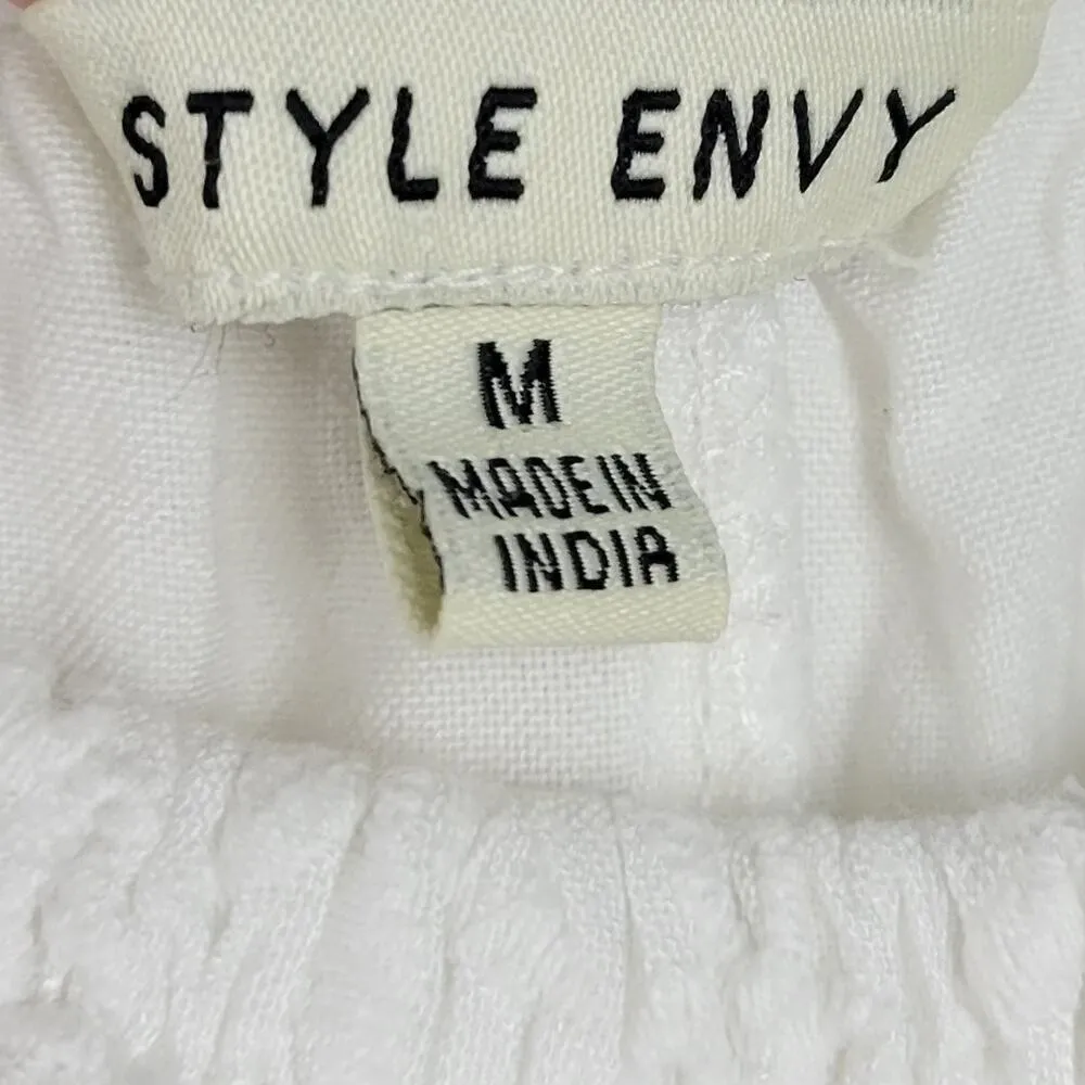 Style Envy Women Top Size M White Eyelet Off - Image 2
