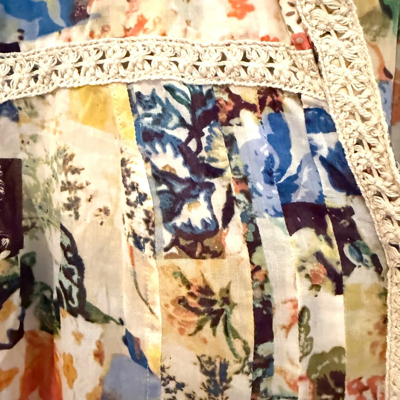 Maeve Abella Floral Patchwork Pintuck Blouse Women's 2 Multi Boho Hippie Peasant - Image 6