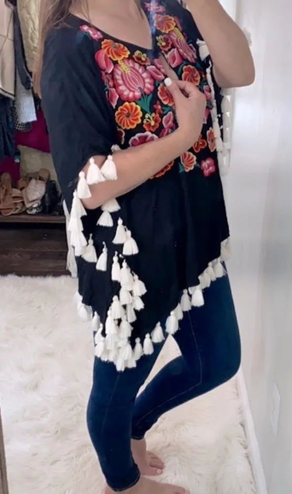 JUDITH MARCH black floral embroidered swim cover top size small oversized - Image 1