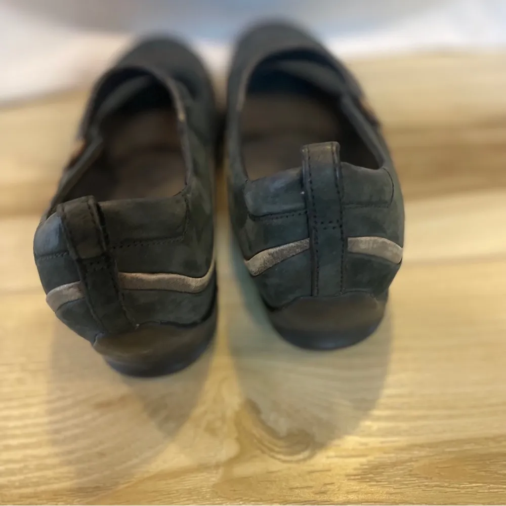 Merrell Shoes Women's Size 8.5 Plaza Emme Black Slip On J46082 QForm Air Cushion - Image 6