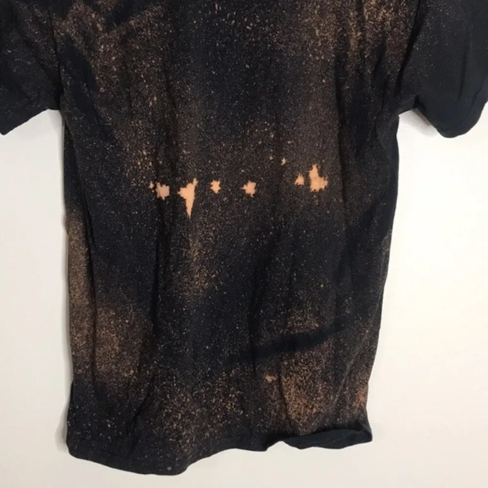 Halloween bleached lips and pumpkin tongue T-shirt size medium - Image 10