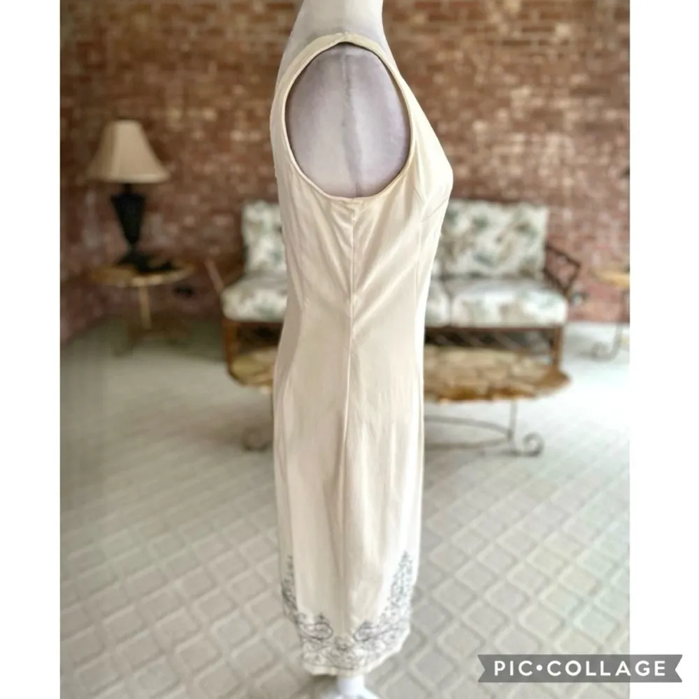 Express Dress Cream Embroidered Sleeveless Knee Length M Garden Party office - Image 13