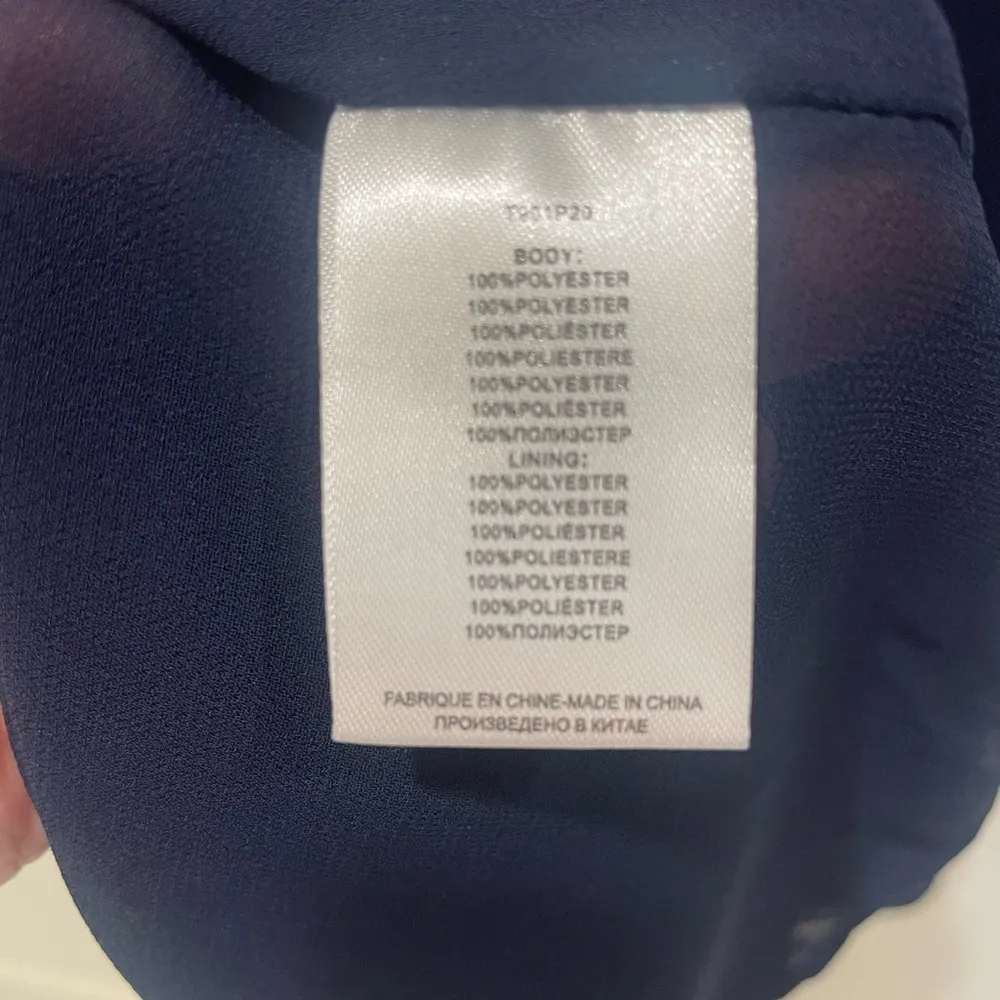 Molly Bracken Premium Navy Sleeveless Blouse with keyhole detail on back - Image 4