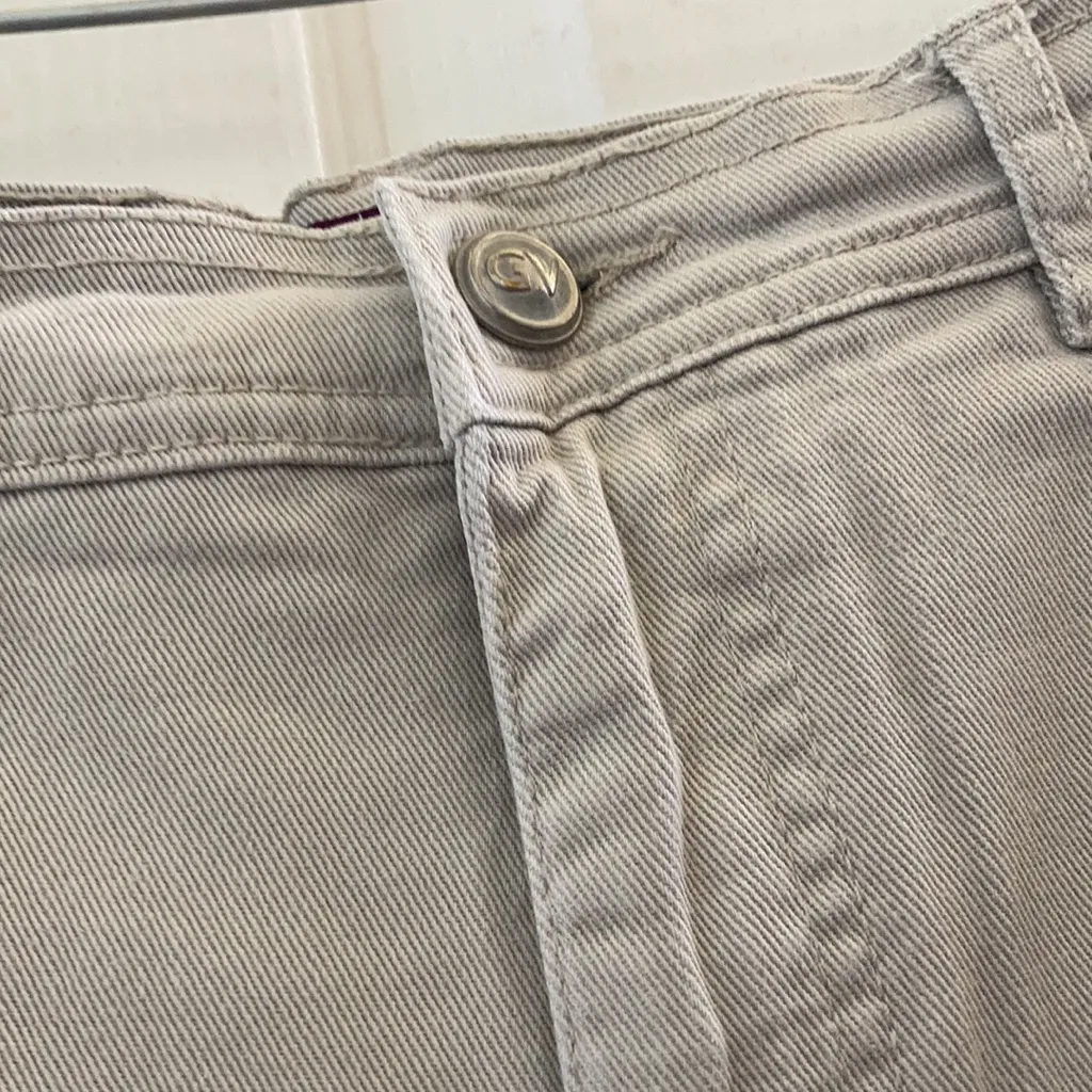 Gloria Vanderbilt FINAL MARKDOWN  slacks 10 short - Image 4