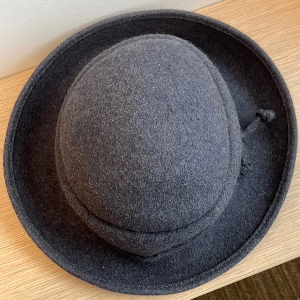 Liz Claiborne Vintage  Wool Hat Gray - Image 4