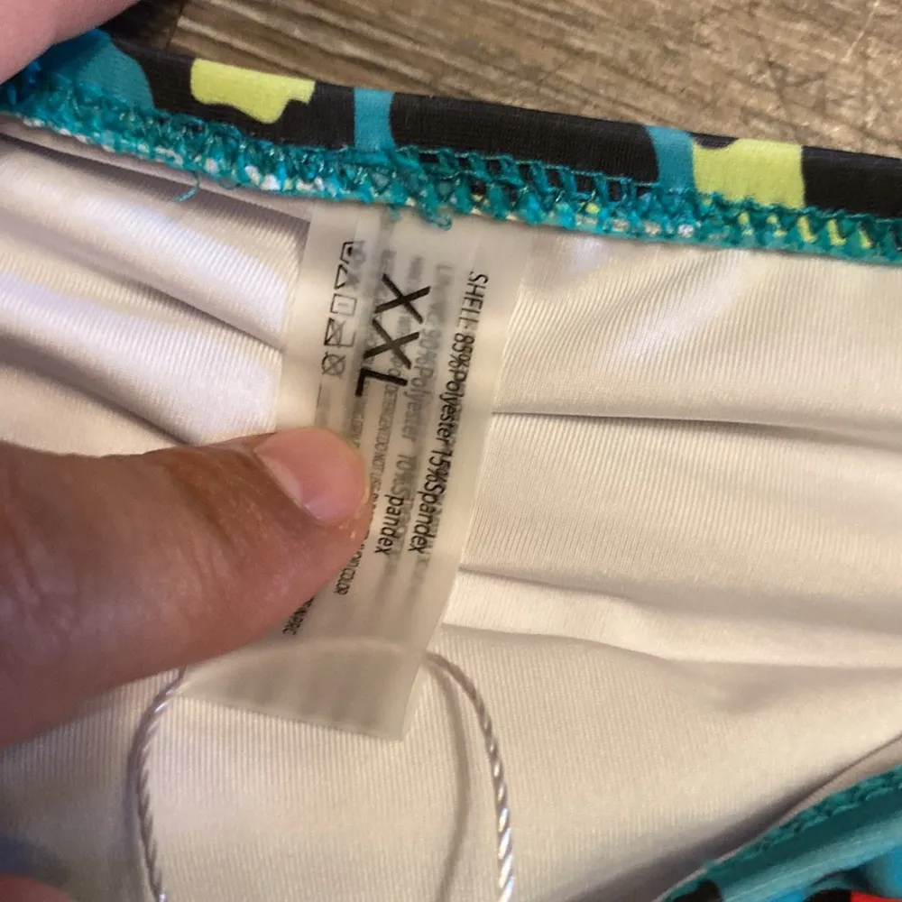 Hilinker Bright Floral Animal Print 2 Piece Swimsuit Size XXL Black - Image 2