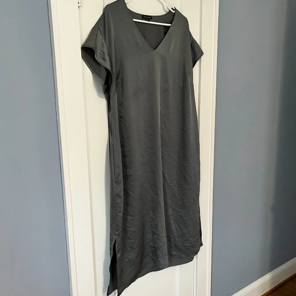 Universal standard grey silver V-neck short sleeve tunic dress small, fits 14-16 - Image 3